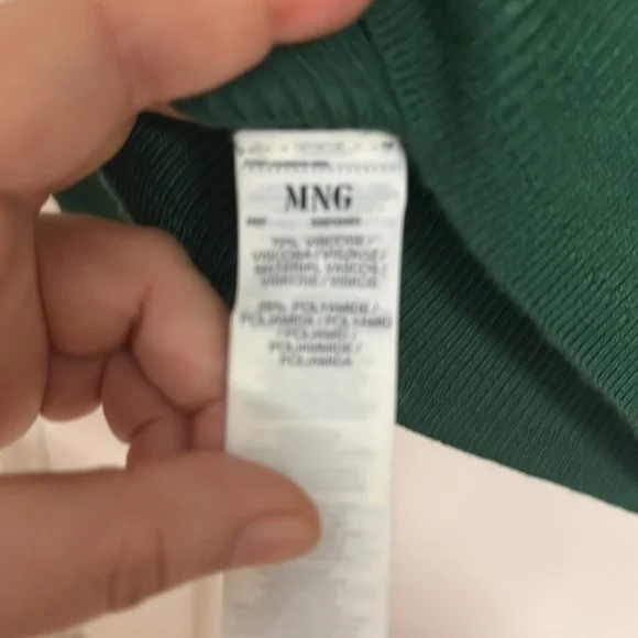 Mango sweater / jersey with stretch, U-neck and long sleeves in green! Size UK L - Picture 13 of 13